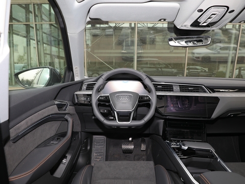 2021款 奥迪e-tron 50 quattro 臻选型