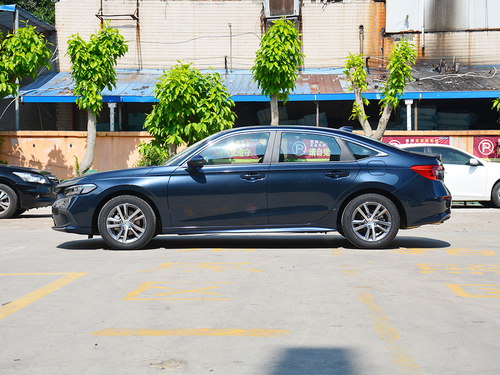 2022款 思域 240TURBO CVT劲动版