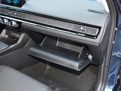 2022款 思域 240TURBO CVT劲动版