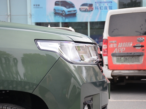 2021款 五菱征途 1.5L开拓型LAR