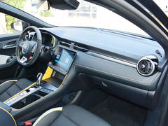 2021款 名爵6 Pro 1.5T 自动Trophy旗舰版