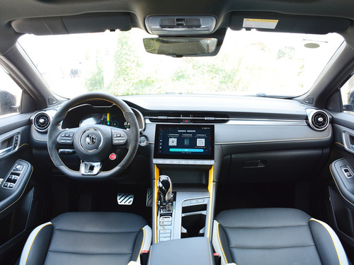 2021款 名爵6 Pro 1.5T 自动Trophy旗舰版