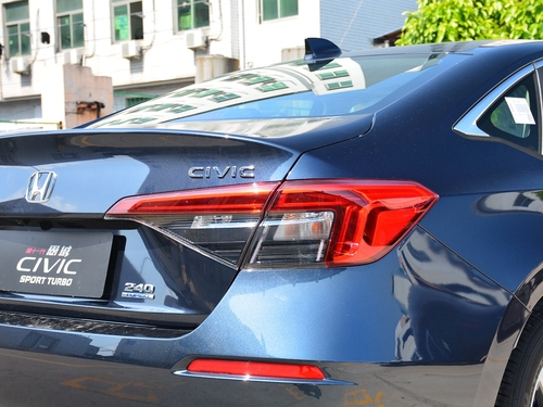 2022款 思域 240TURBO CVT劲动版