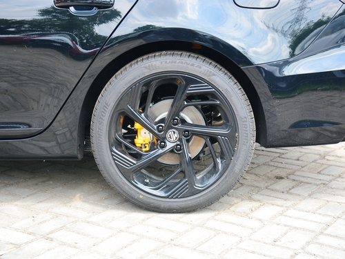 2021款 名爵6 Pro 1.5T 自动Trophy旗舰版