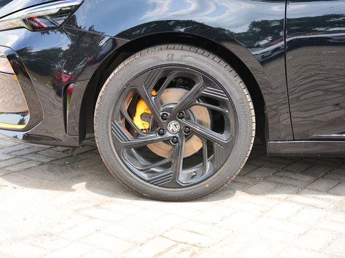 2021款 名爵6 Pro 1.5T 自动Trophy旗舰版