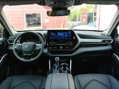 2022款 汉兰达 双擎 2.5L 两驱尊贵版 7座