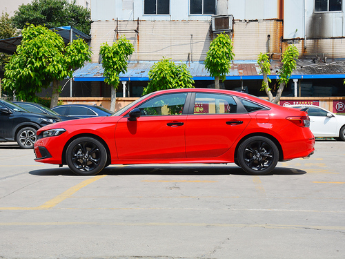 2022款 思域 240TURBO CVT燃擎版