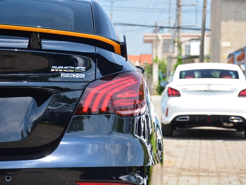 2021款 名爵6 Pro 1.5T 自动Trophy旗舰版