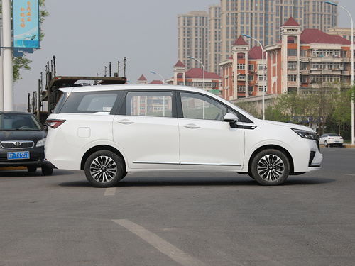 2022款 五菱佳辰  1.5T CVT尊享旗舰型