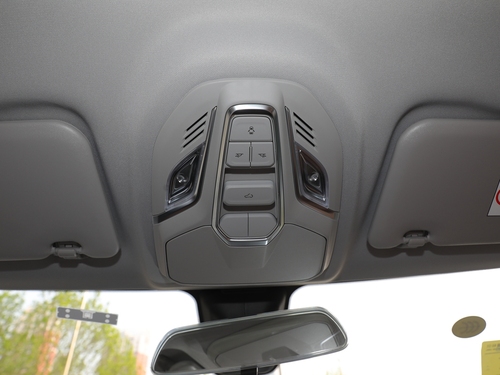 2022款 五菱佳辰  1.5T CVT尊享旗舰型