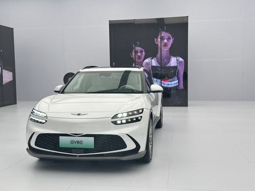 2024款 捷尼赛思GV60 单电机后驱豪华版