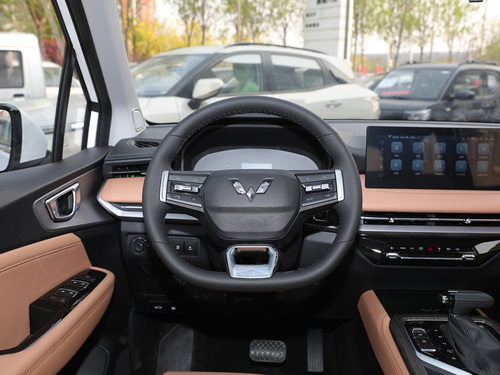 2022款 五菱佳辰  1.5T CVT尊享旗舰型