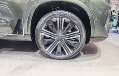 2023款 荣威RX9 2.0T 两驱舒享版