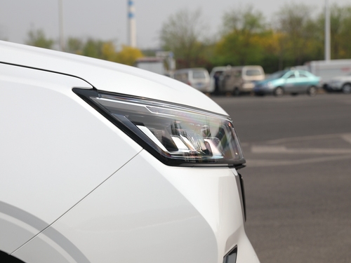 2022款 五菱佳辰  1.5T CVT尊享旗舰型