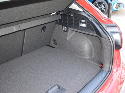 2022款 奥迪Q2L e-tron Q2L e-tron 纯电智享型