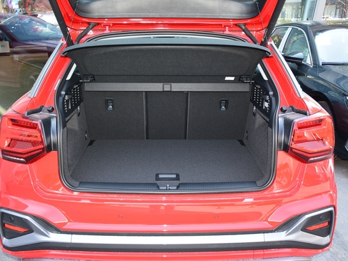 2022款 奥迪Q2L e-tron Q2L e-tron 纯电智享型