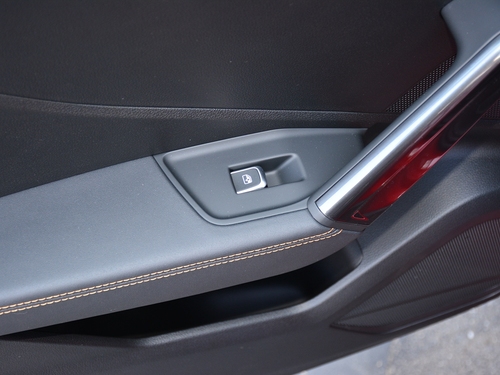 2022款 奥迪Q2L e-tron Q2L e-tron 纯电智享型