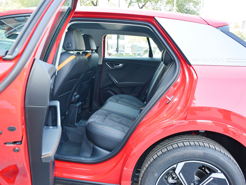 2022款 奥迪Q2L e-tron Q2L e-tron 纯电智享型