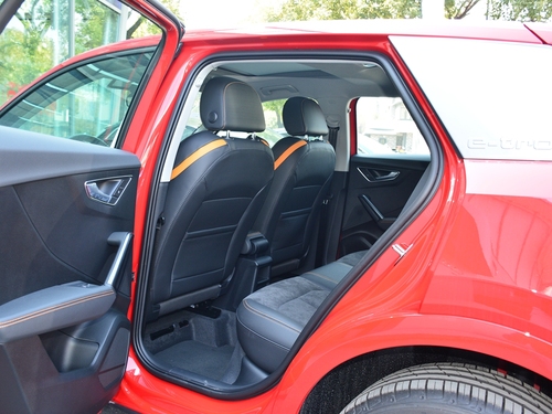 2022款 奥迪Q2L e-tron Q2L e-tron 纯电智享型