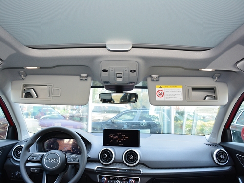 2022款 奥迪Q2L e-tron Q2L e-tron 纯电智享型