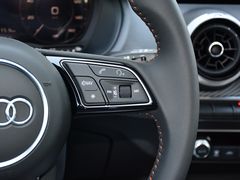 2022款 奥迪Q2L e-tron Q2L e-tron 纯电智享型