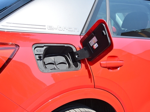 2022款 奥迪Q2L e-tron Q2L e-tron 纯电智享型