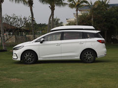 2022款 宋MAX新能源 DM-i 105KM 行政版