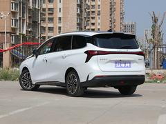 2022款 风行·游艇 追风版