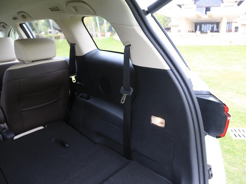 2022款 宋MAX新能源 DM-i 105KM 行政版