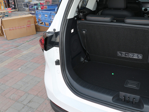 2022款 风行·游艇 追风版