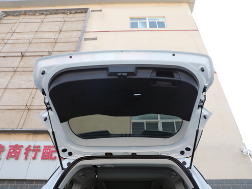 2022款 风行·游艇 追风版