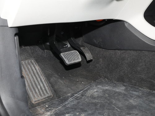 2021款 宋PLUS新能源 DM-i 110KM 旗舰型