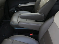 2022款 宋MAX新能源 DM-i 105KM 行政版