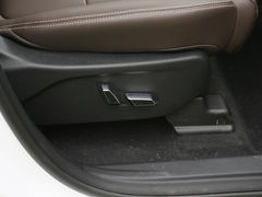 2022款 宋MAX新能源 DM-i 105KM 行政版