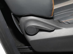 2022款 风行·游艇 追风版