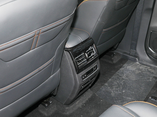 2022款 风行·游艇 追风版