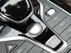 2022款 宋MAX新能源 DM-i 105KM 行政版