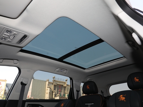 2022款 风行·游艇 追风版