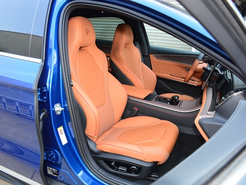 2022款 汉 DM-i 121KM 尊享型