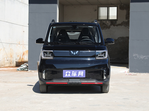 2022款 宏光MINI EV GAMEBOY 300km 玩咖款 磷酸铁锂