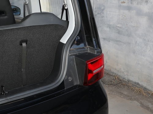 2022款 宏光MINI EV GAMEBOY 300km 玩咖款 磷酸铁锂