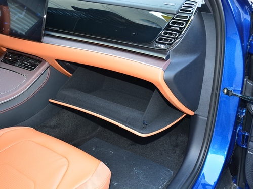 2022款 汉 DM-i 121KM 尊享型