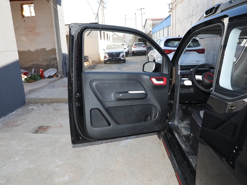 2022款 宏光MINI EV GAMEBOY 300km 玩咖款 磷酸铁锂