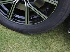 2022款 宋MAX新能源 DM-i 105KM 行政版