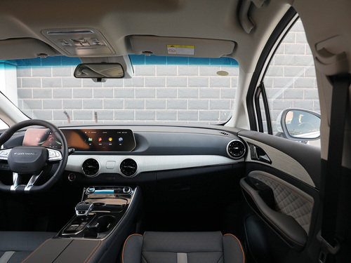 2022款 风行·游艇 追风版