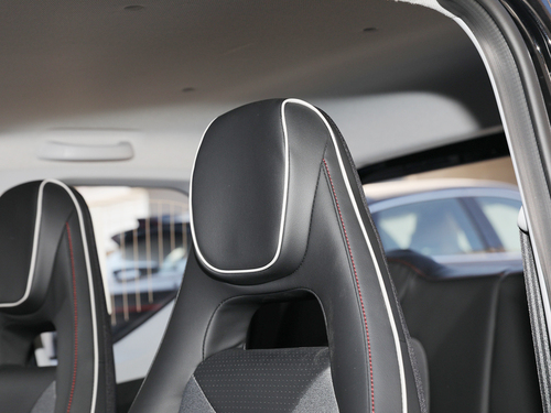 2022款 宏光MINI EV GAMEBOY 300km 玩咖款 磷酸铁锂