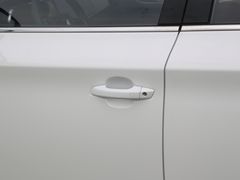 2022款 宋MAX新能源 DM-i 105KM 行政版