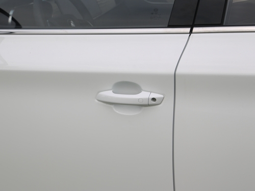 2022款 宋MAX新能源 DM-i 105KM 行政版