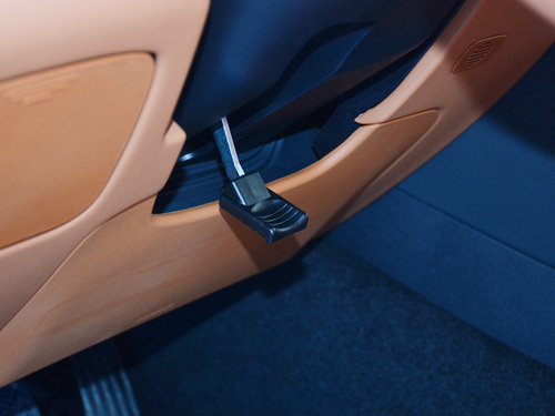 2022款 汉 DM-i 121KM 尊享型