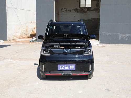 2022款 宏光MINI EV GAMEBOY 300km 玩咖款 磷酸铁锂